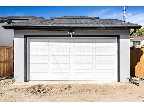 2224 Halifax Crescent Nw, Calgary, AB - Outdoor With Exterior