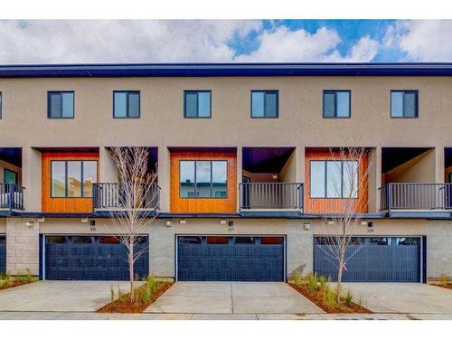 75 Greenbriar Place Nw, Calgary, AB - Outdoor With Facade