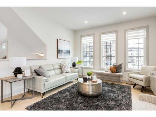 75 Greenbriar Place Nw, Calgary, AB - Indoor Photo Showing Living Room