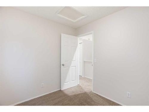 435 Evermeadow Road Sw, Calgary, AB - Indoor Photo Showing Other Room