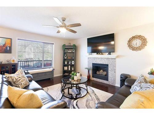 157 Sherwood Circle Nw, Calgary, AB - Indoor Photo Showing Living Room With Fireplace
