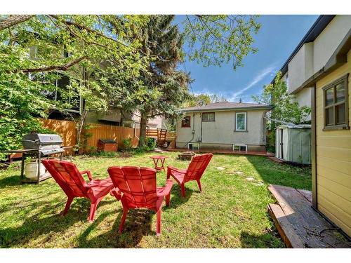 10 St Monica Avenue Se, Calgary, AB - Outdoor With Backyard