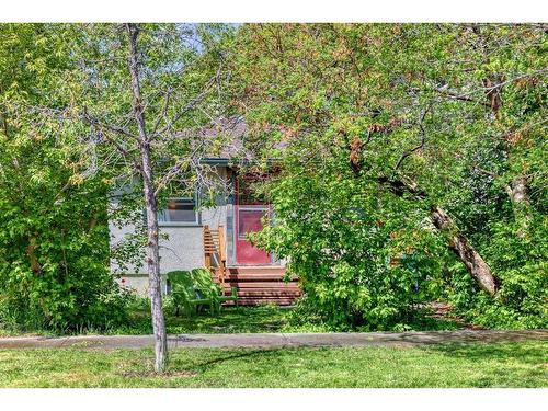 10 St Monica Avenue Se, Calgary, AB - Outdoor