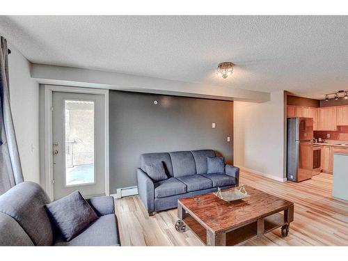 310-1000 Citadel Meadow Point Nw, Calgary, AB - Indoor Photo Showing Dining Room