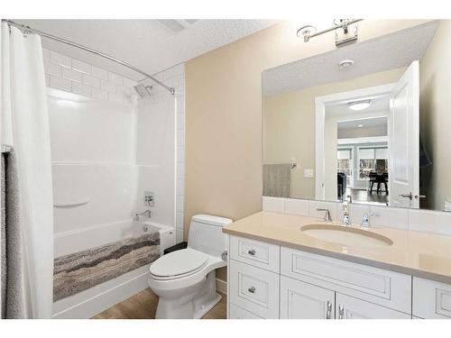 29 Aspen Summit Circle Sw, Calgary, AB - Indoor Photo Showing Bathroom