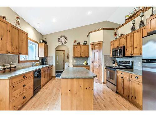 112 Derochie Drive, Claresholm, AB - Indoor Photo Showing Kitchen With Double Sink
