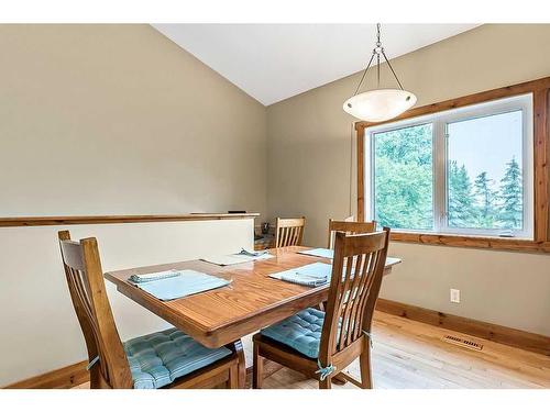 112 Derochie Drive, Claresholm, AB - Indoor Photo Showing Dining Room