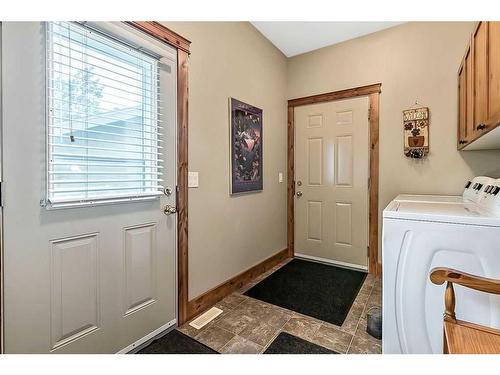 112 Derochie Drive, Claresholm, AB - Indoor Photo Showing Laundry Room