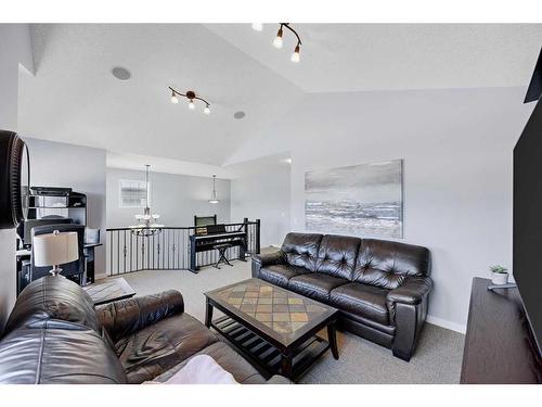 129 Kincora Glen Rise Nw, Calgary, AB - Indoor Photo Showing Living Room