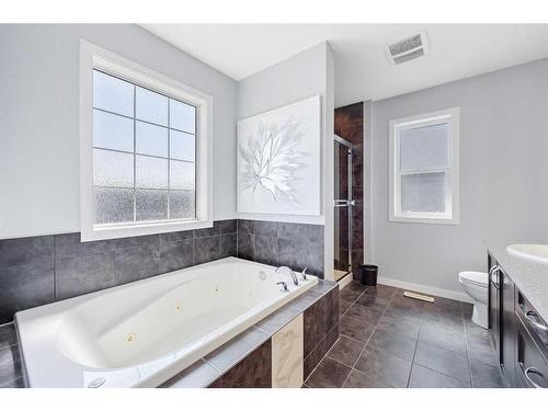 129 Kincora Glen Rise Nw, Calgary, AB - Indoor Photo Showing Bathroom