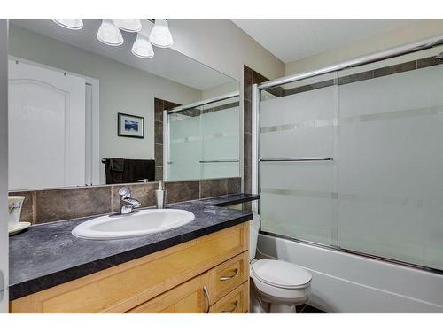 5006-2370 Bayside Road Sw, Airdrie, AB - Indoor Photo Showing Bathroom