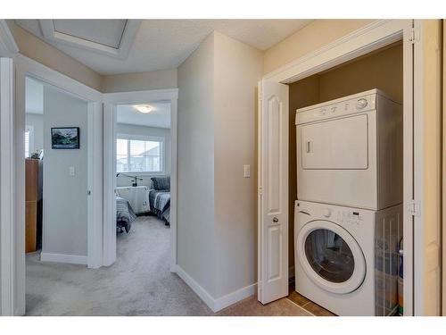 5006-2370 Bayside Road Sw, Airdrie, AB - Indoor Photo Showing Laundry Room