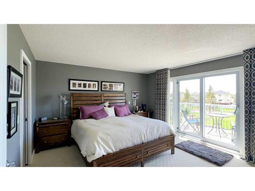 505 Lakeside Greens Place, Chestermere, AB - Indoor Photo Showing Bedroom