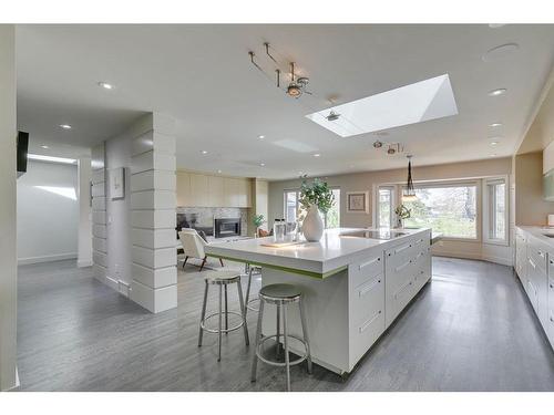 7 Cathedral Road Nw, Calgary, AB - Indoor