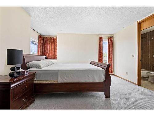 236 Templeby Place Ne, Calgary, AB - Indoor Photo Showing Bedroom