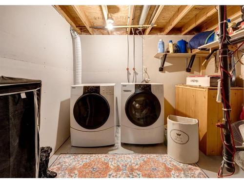 16283 10 Street Sw, Calgary, AB - Indoor Photo Showing Laundry Room