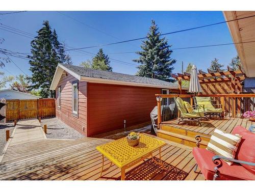 143 Sackville Drive Sw, Calgary, AB - Outdoor With Deck Patio Veranda With Exterior