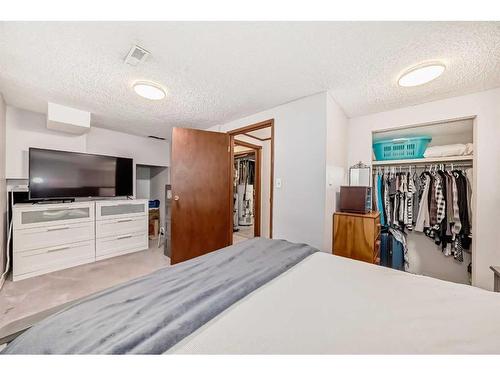 231 Penmeadows Close Se, Calgary, AB - Indoor Photo Showing Bedroom