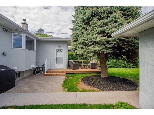 54 Warwick Drive Sw, Calgary, AB - Outdoor With Exterior