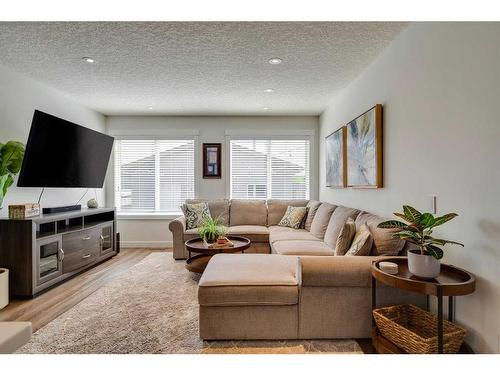 332 Cranberry Circle Se, Calgary, AB - Indoor Photo Showing Living Room