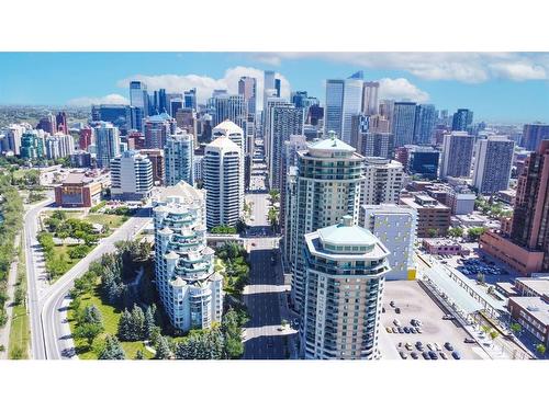 2005-1111 6 Avenue Sw, Calgary, AB - Outdoor With View