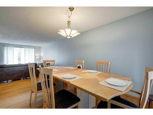 1023 Canford Place Sw, Calgary, AB - Indoor Photo Showing Dining Room