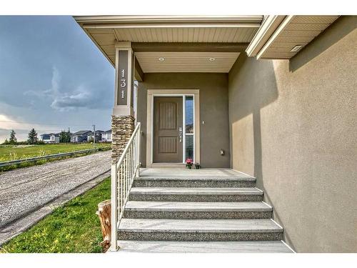 131 Evansview Road Nw, Calgary, AB - Outdoor