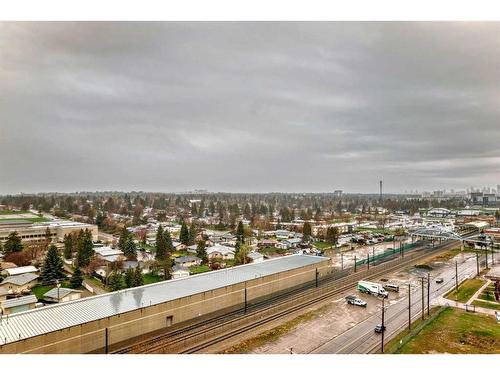 1315-8880 Horton Road Sw, Calgary, AB - Outdoor With View