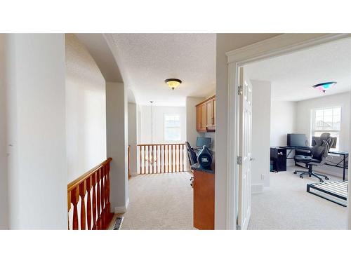 94 Copperleaf Terrace Se, Calgary, AB - Indoor Photo Showing Other Room