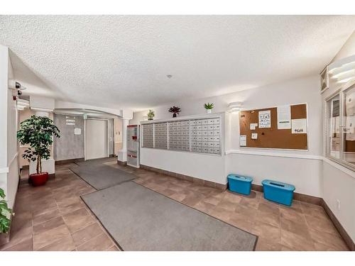 1410-6224 17 Avenue Se, Calgary, AB - Indoor Photo Showing Other Room