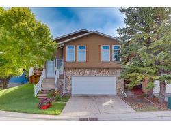 122 Bearberry Crescent NW Calgary, AB T3K 1R3