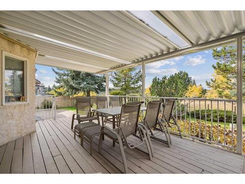 139 Woodacres Drive Sw, Calgary, AB - Outdoor With Deck Patio Veranda With Exterior