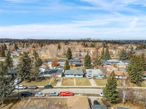 828 94 Avenue Sw, Calgary, AB - Outdoor With View