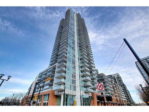 2601-510 6 Avenue Se, Calgary, AB - Outdoor With Balcony With Facade