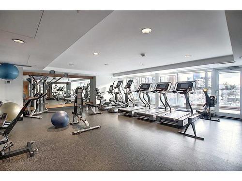 2601-510 6 Avenue Se, Calgary, AB - Indoor Photo Showing Gym Room