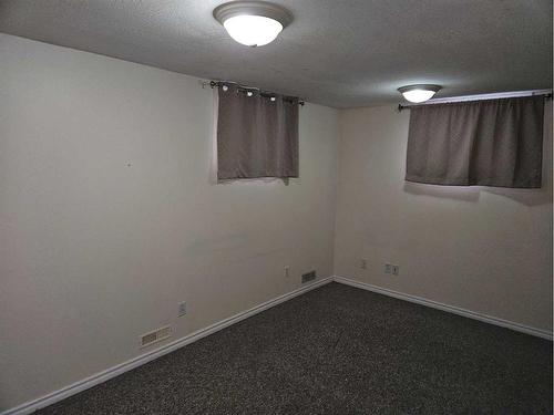 4001 17 Street Sw, Calgary, AB - Indoor Photo Showing Other Room