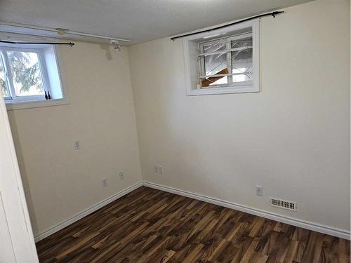4001 17 Street Sw, Calgary, AB - Indoor Photo Showing Other Room