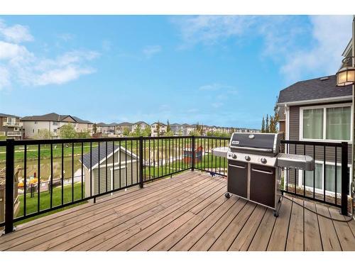 2429 Bayside Circle Sw, Airdrie, AB - Indoor Photo Showing Kitchen With Upgraded Kitchen