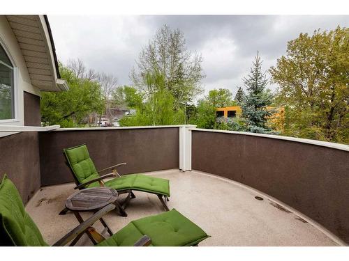 5827 Bow Crescent Nw, Calgary, AB - Outdoor With Balcony With Exterior