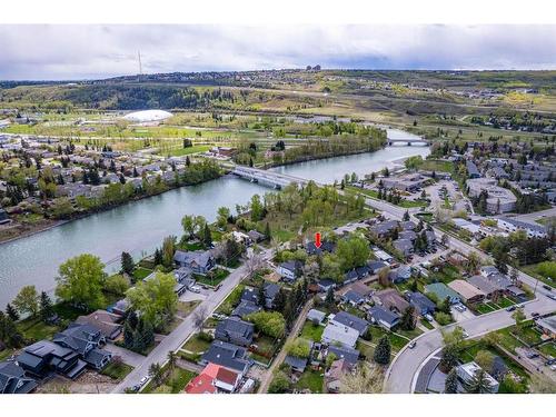 5827 Bow Crescent Nw, Calgary, AB - Outdoor With View