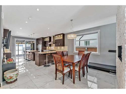 412 18 Avenue Ne, Calgary, AB - Indoor Photo Showing Dining Room