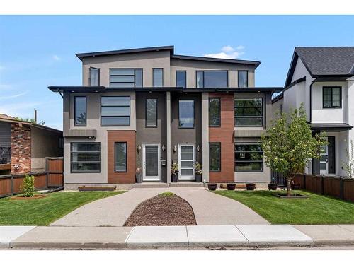 412 18 Avenue Ne, Calgary, AB - Outdoor With Facade