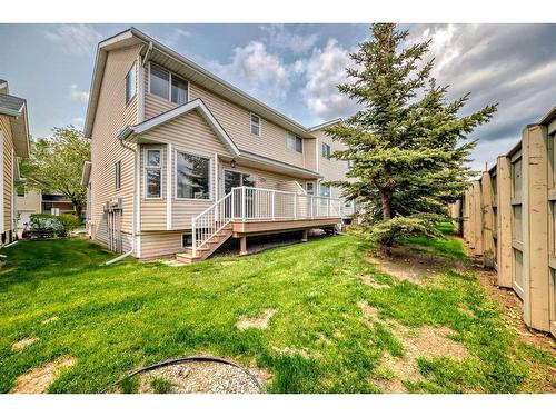 5-567 Edmonton Trail Ne, Airdrie, AB - Outdoor With Deck Patio Veranda With Exterior