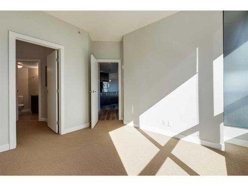305-220 12 Avenue Se, Calgary, AB - Indoor Photo Showing Other Room