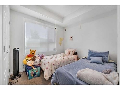 115-40 Carrington Plaza Nw, Calgary, AB - Indoor Photo Showing Bedroom