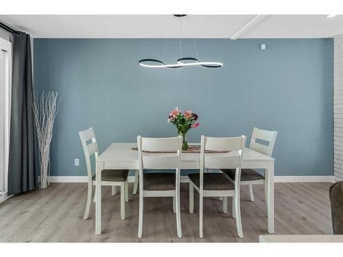 172 Brabourne Road Sw, Calgary, AB - Indoor Photo Showing Dining Room