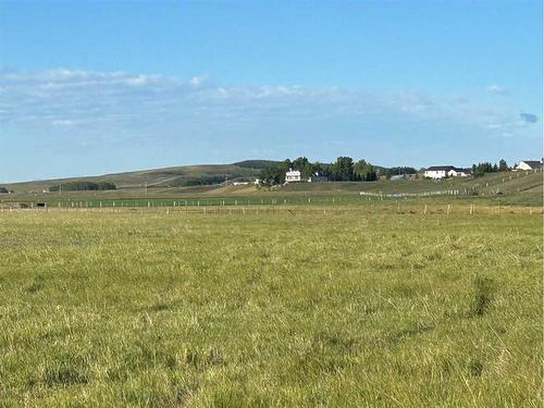418121 2 Street East, Rural Foothills County, AB 