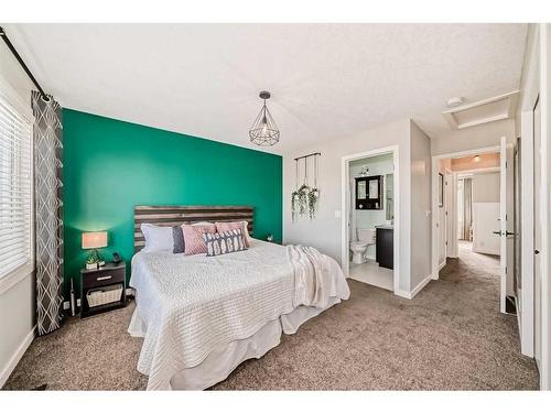 96 Copperstone Common Se, Calgary, AB - Indoor Photo Showing Bedroom