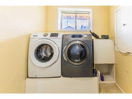 141 Martin Crossing Crescent Ne, Calgary, AB - Indoor Photo Showing Laundry Room