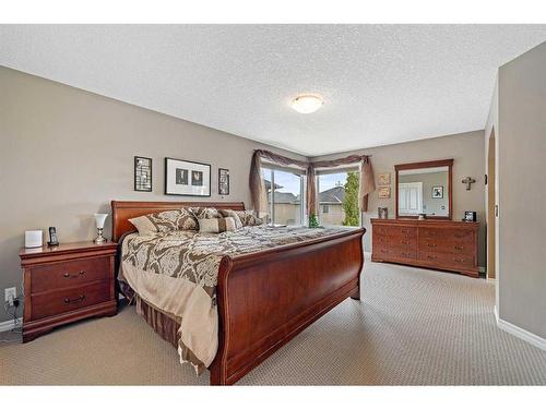 137 Lavender Link, Chestermere, AB - Indoor Photo Showing Bedroom